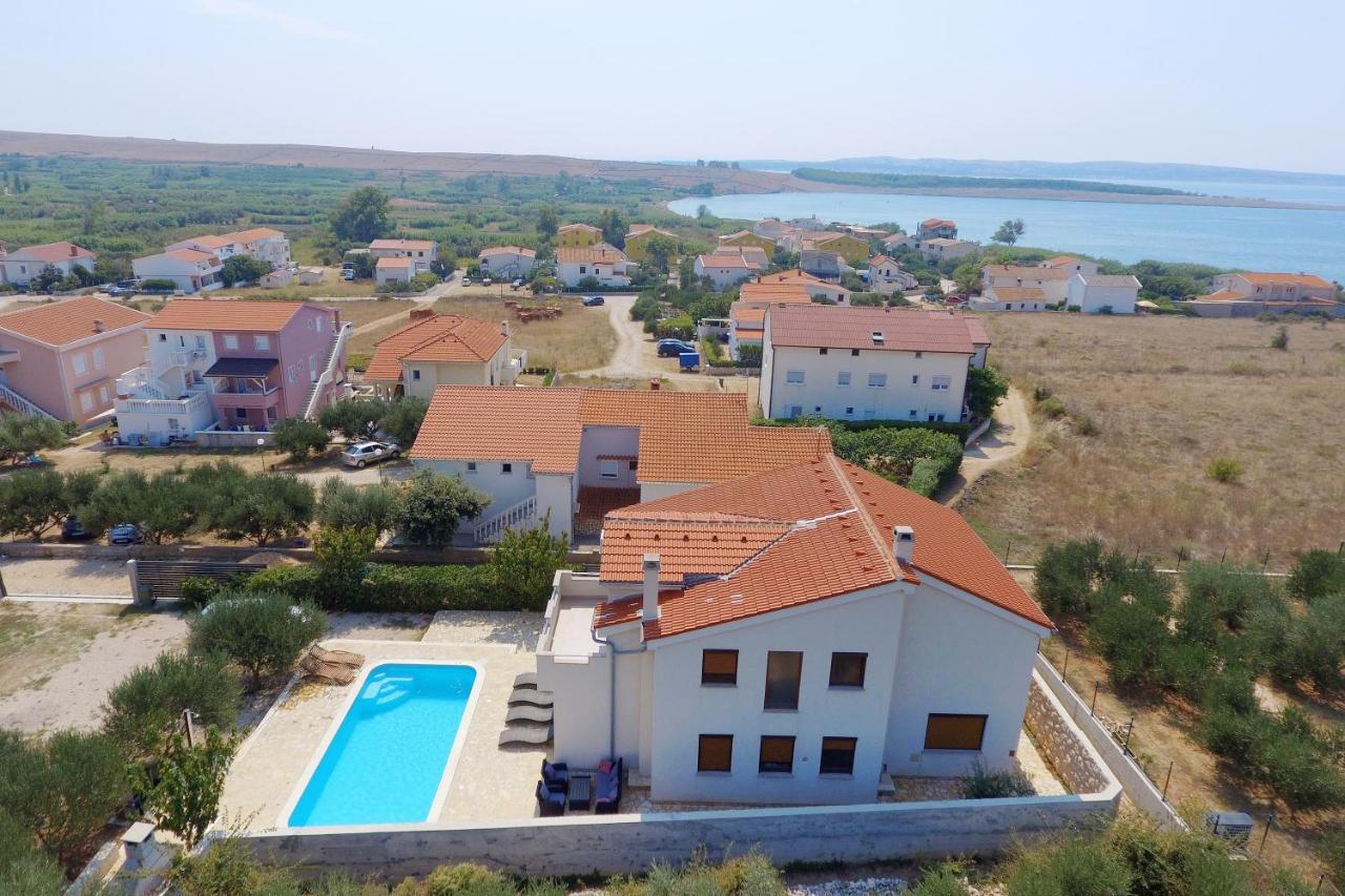 Villa Cvita Povljana Luaran gambar