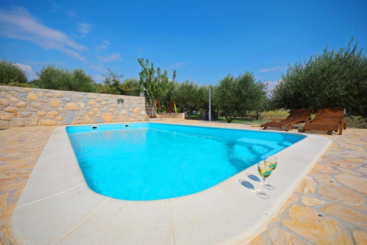 Villa Cvita Povljana Luaran gambar
