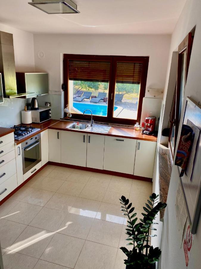 Villa Cvita Povljana Luaran gambar